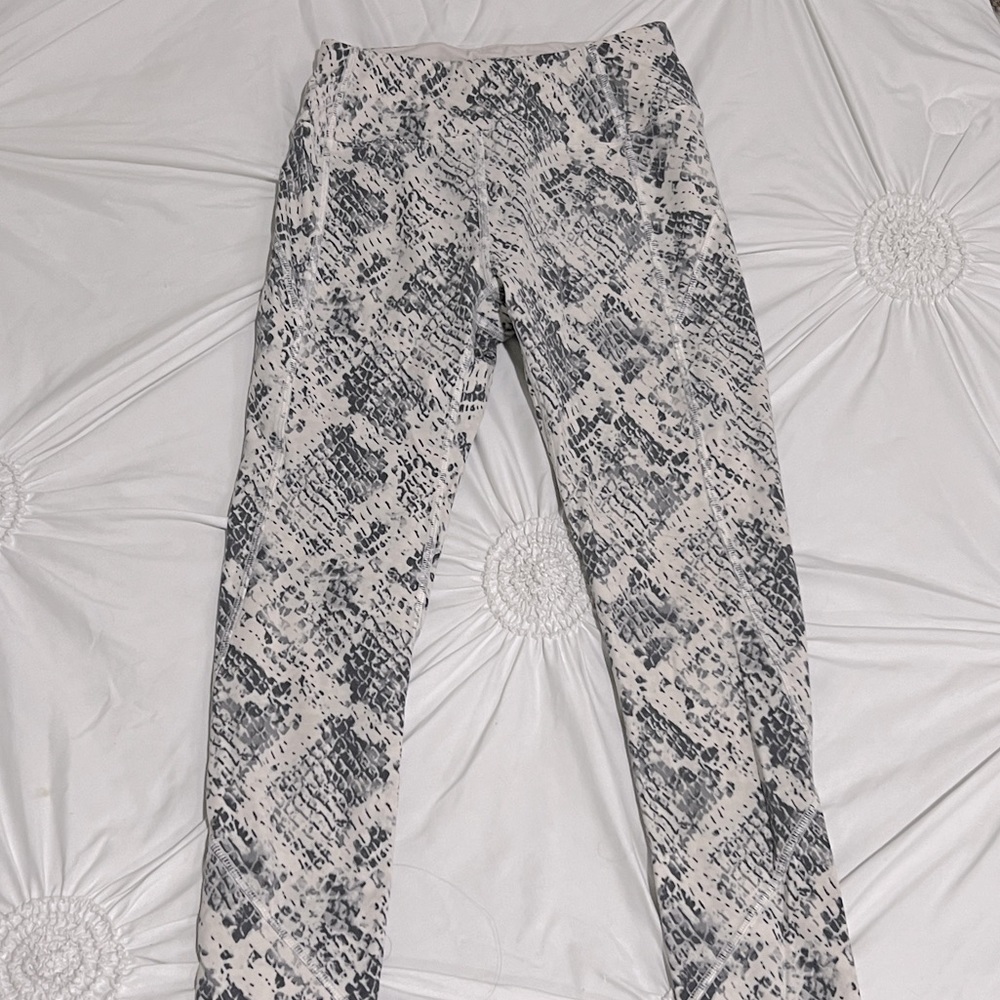 Victoria’s Secret leggings